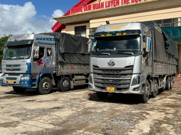 Quảng Bình: Bắt liên tiếp 3 vụ vận chuyển hàng hóa không rõ nguồn gốc